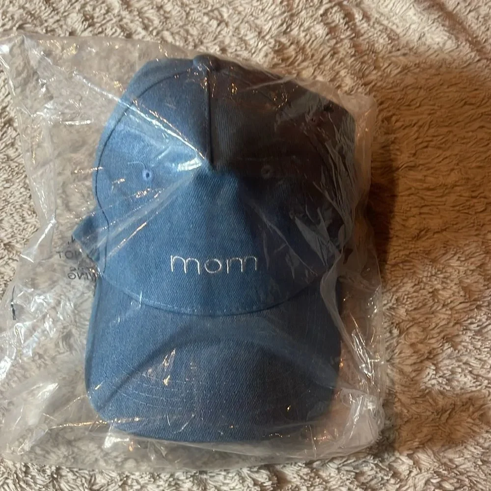 Mom and mini hat matching set NEW